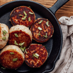 Опытные хозяйки знают, как сделать котлеты сочнее в разы: эти ингредиенты — настоящее спасение